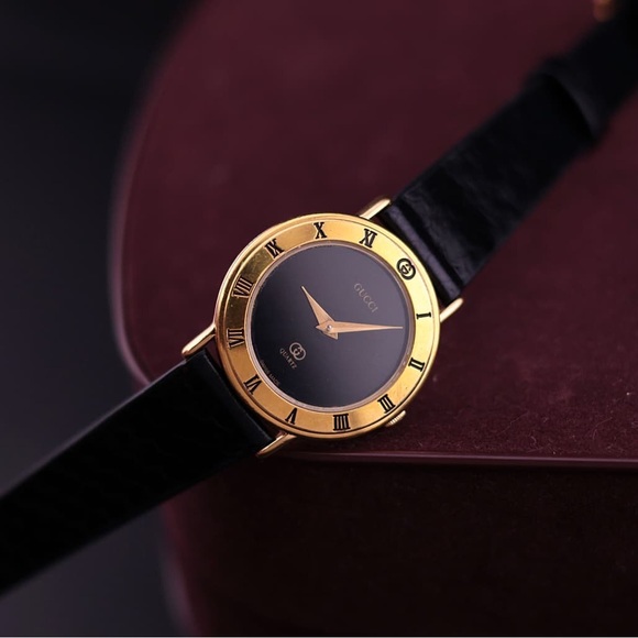 1990s  Gucci Women’s Watch
Ref. No. 3001L
18k Gold-Plated Case, Swiss Made - Picture 4 of 10